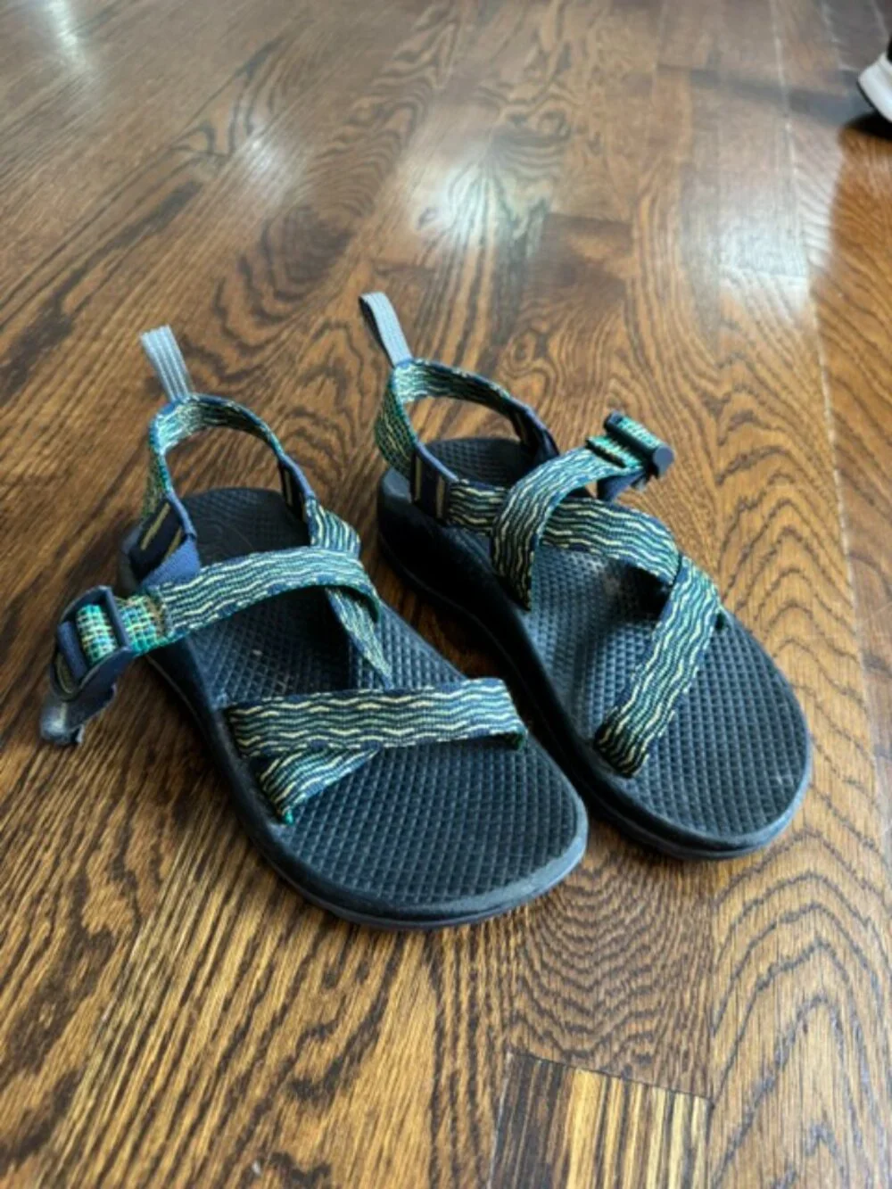 Kids Chaco Z/Volv (Zig-Zag Pattern Sandals